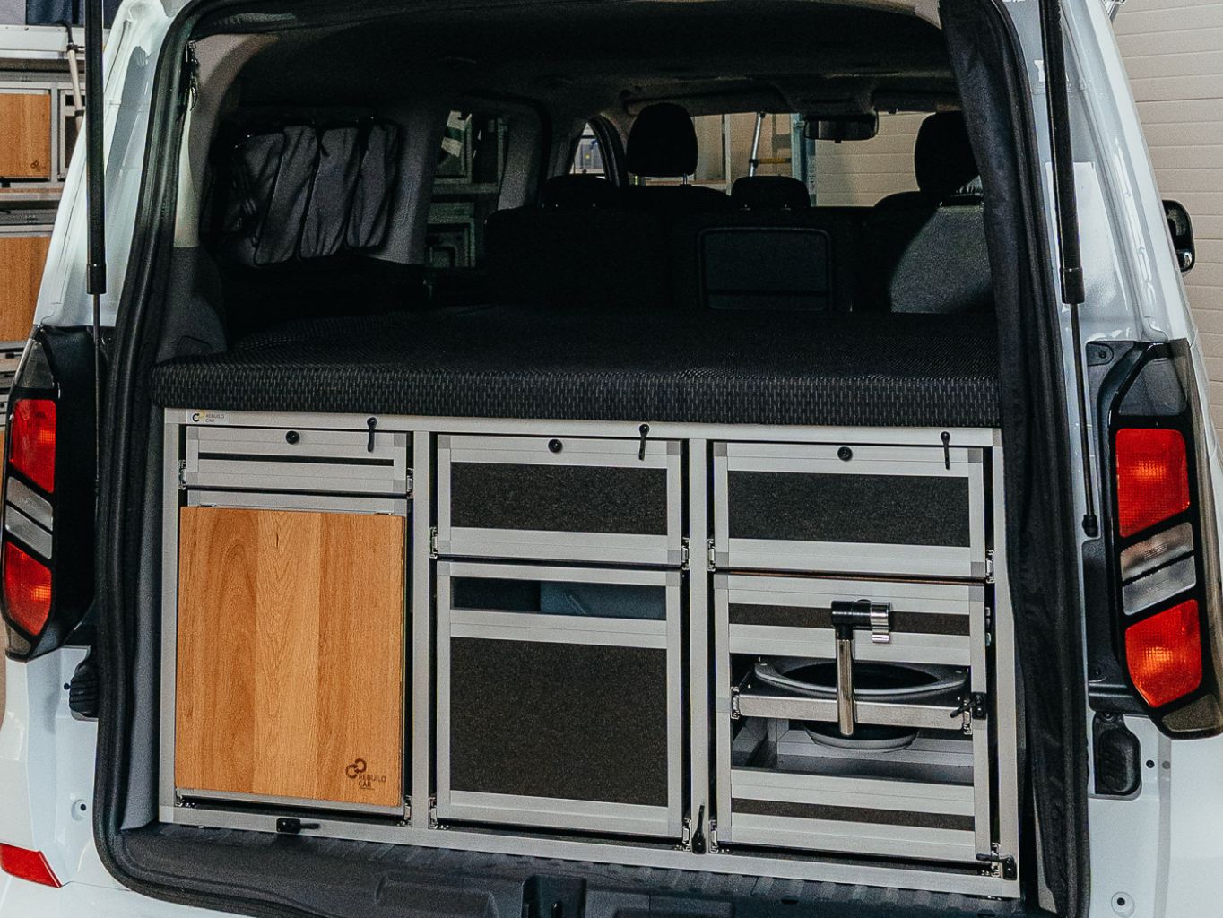 Ford Tourneo Custom 2024_zakladni konstrukce_1364